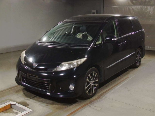 TOYOTA ESTIMA 2013