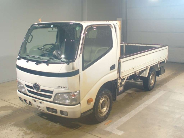 TOYOTA DYNA 2015