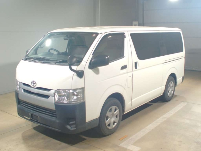 TOYOTA REGIUS ACE VAN 2015
