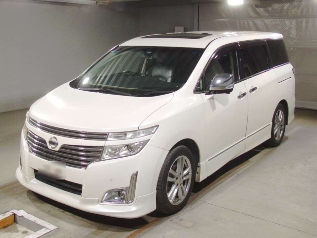 NISSAN ELGRAND 2010