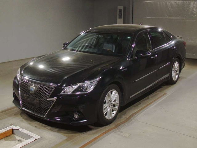 TOYOTA CROWN 2013