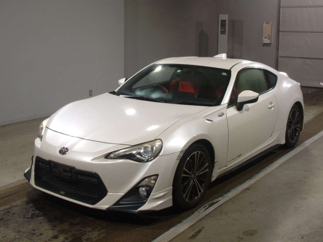 TOYOTA 86