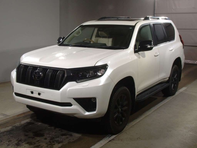 TOYOTA LAND CRUISER PRADO 2024