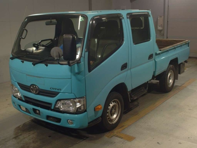 TOYOTA DYNA 2017