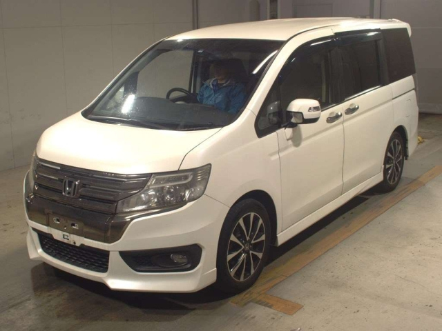 HONDA STEP WAGON 2014