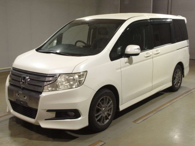 HONDA STEP WAGON 2010