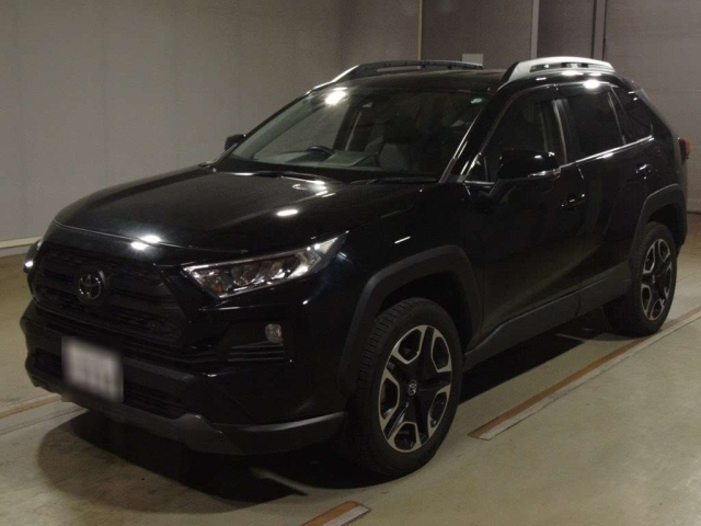 TOYOTA RAV4 2021