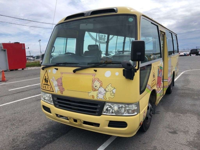 TOYOTA COASTER 2011