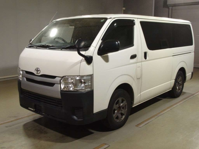 TOYOTA REGIUS ACE VAN