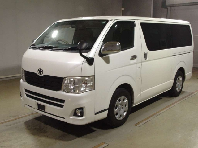 TOYOTA HIACE VAN 2012