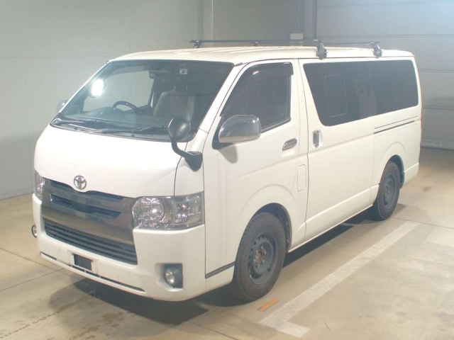 TOYOTA REGIUS ACE VAN