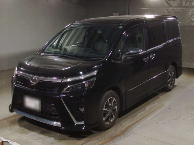 TOYOTA VOXY 2019