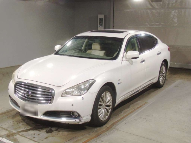 NISSAN CIMA 2012