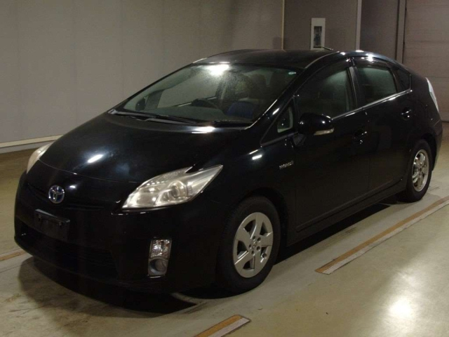 TOYOTA PRIUS 2011