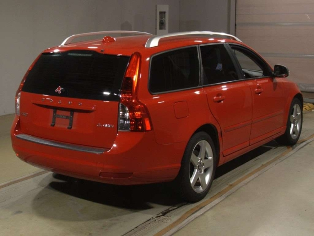 VOLVO V50 2012