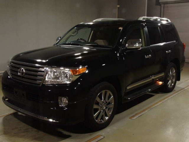 TOYOTA LAND CRUISER 2015