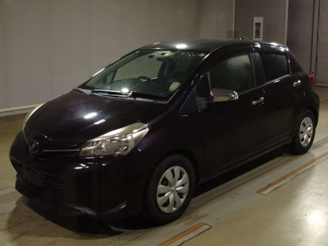 TOYOTA VITZ 2014