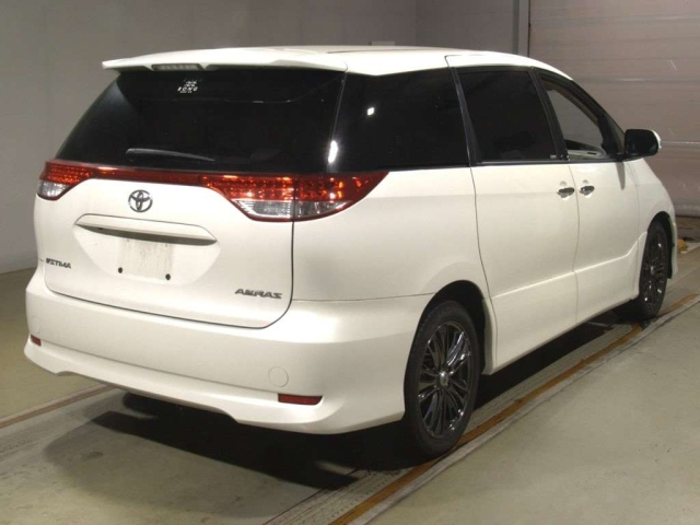 TOYOTA ESTIMA 2011