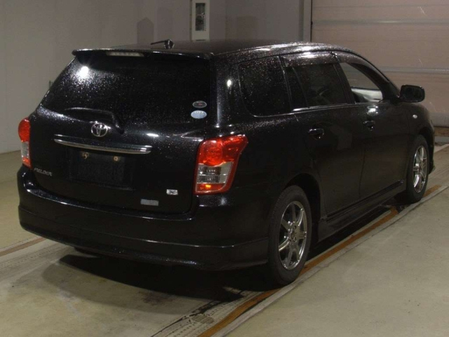 TOYOTA COROLLA FIELDER 2010