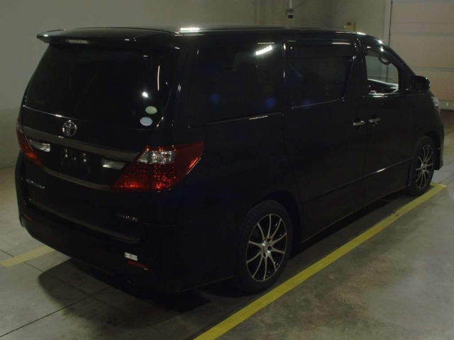 TOYOTA ALPHARD 2014