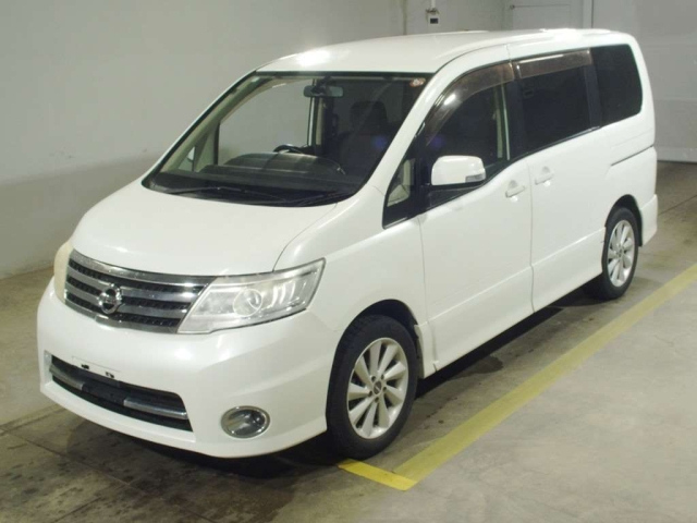 NISSAN SERENA 2010
