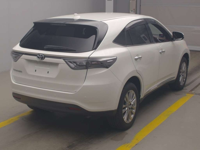TOYOTA HARRIER 2016