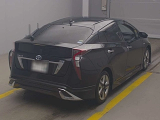 TOYOTA PRIUS 2016