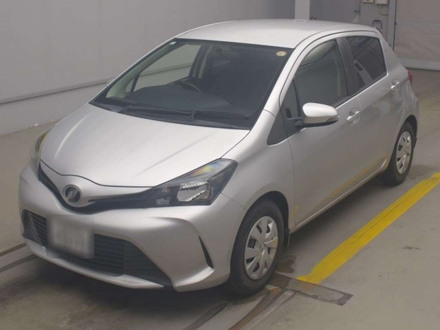 TOYOTA VITZ 2014
