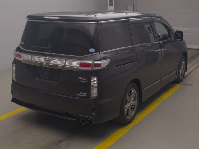 NISSAN ELGRAND 2013