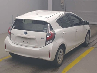 TOYOTA AQUA 2018