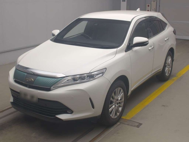 TOYOTA HARRIER 2017