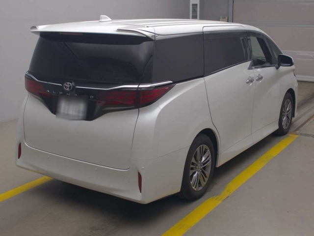 TOYOTA ALPHARD 2024