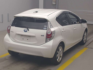 TOYOTA AQUA 2012