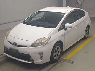 TOYOTA PRIUS 2013