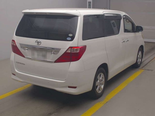 TOYOTA ALPHARD 2009