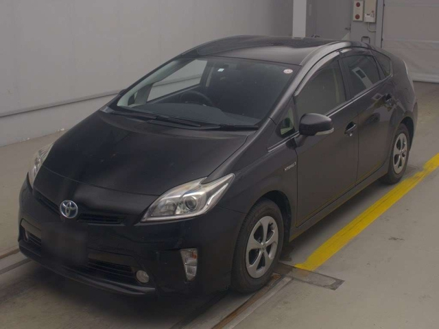 TOYOTA PRIUS 2014