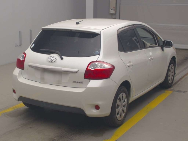 TOYOTA AURIS 2010