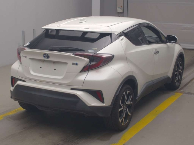 TOYOTA C-HR 2018