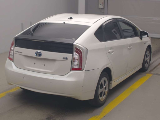 TOYOTA PRIUS 2012
