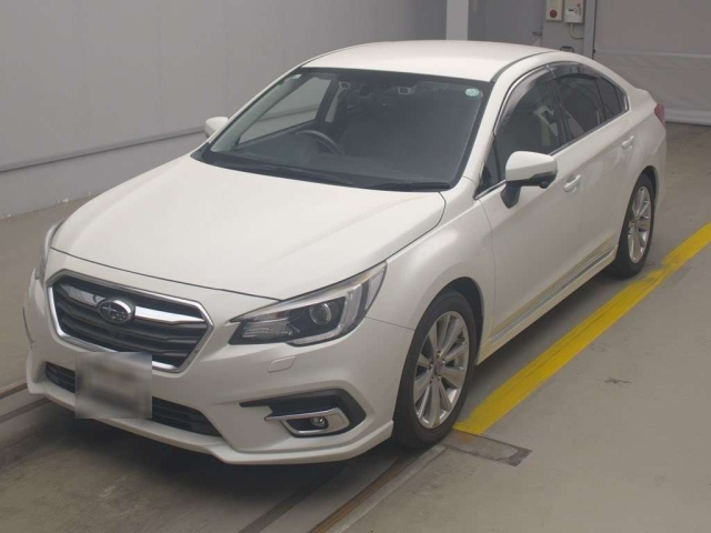 SUBARU LEGACY B4 2017