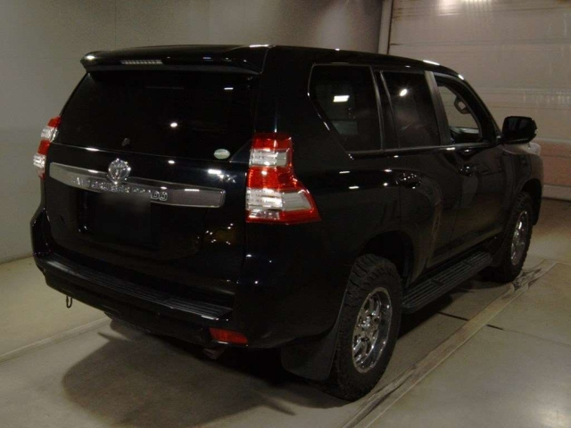 TOYOTA LAND CRUISER PRADO 2016