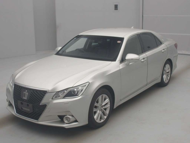 TOYOTA CROWN 2013