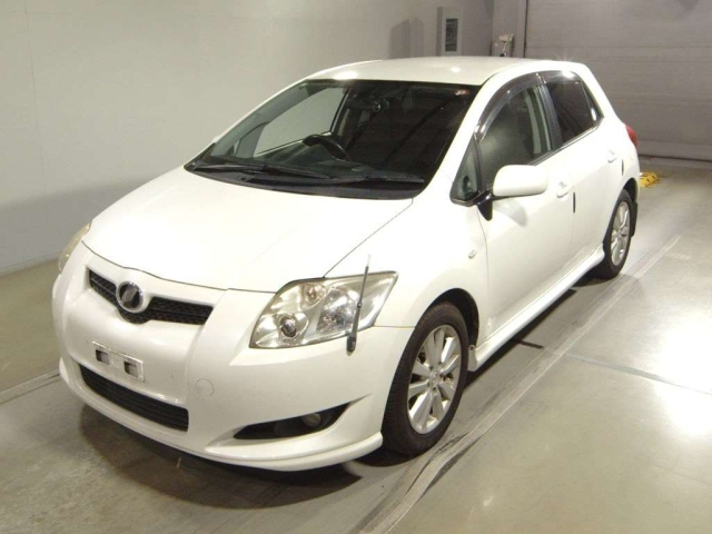 TOYOTA AURIS 2008