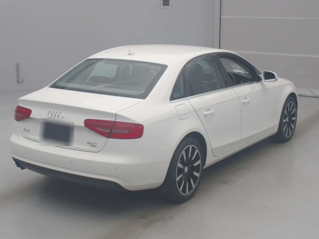 AUDI A4 2012
