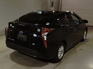 TOYOTA PRIUS 2017