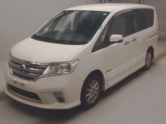 NISSAN SERENA 2013