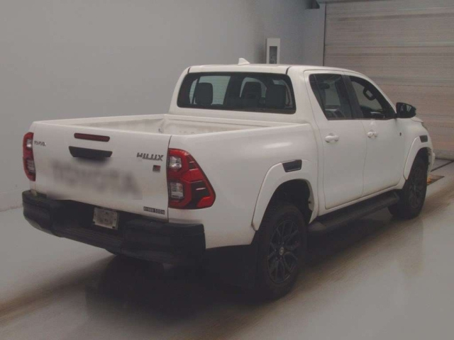 TOYOTA HILUX 2023