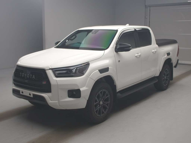 TOYOTA HILUX 2023