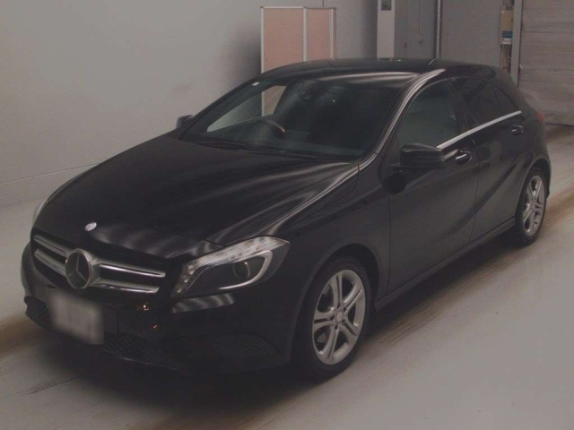 MERCEDES BENZ A CLASS 2015