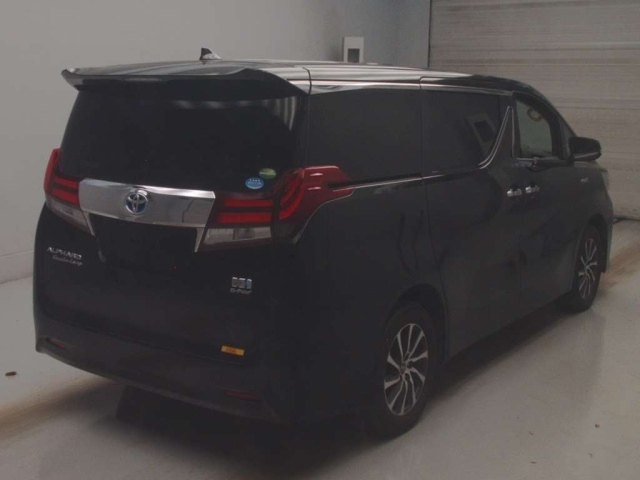 TOYOTA ALPHARD 2015